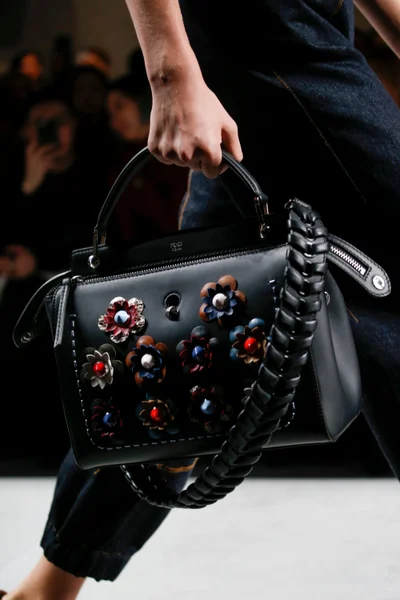 Look 58
